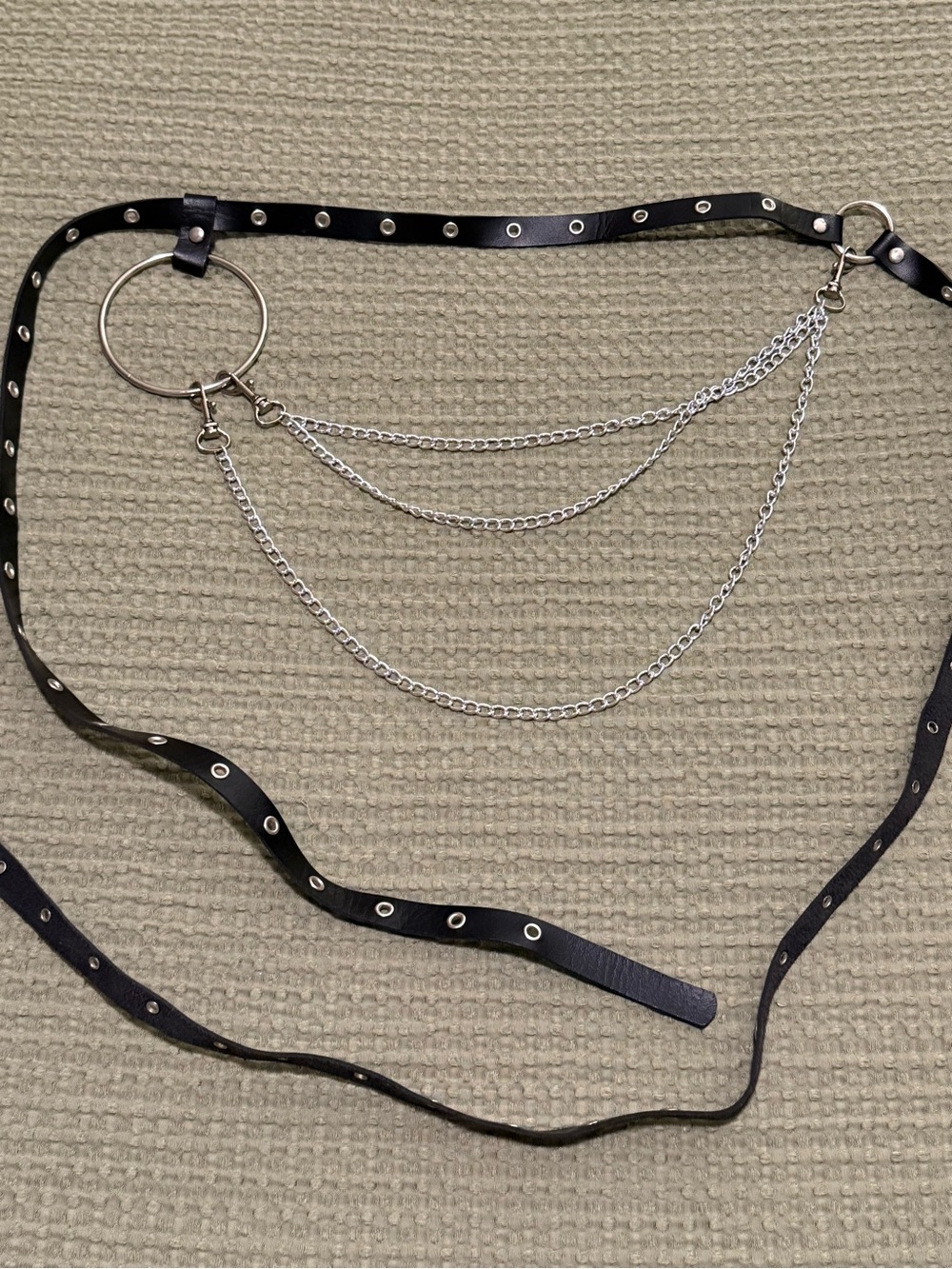 Black Grommet Chain Ring Waist Belt
